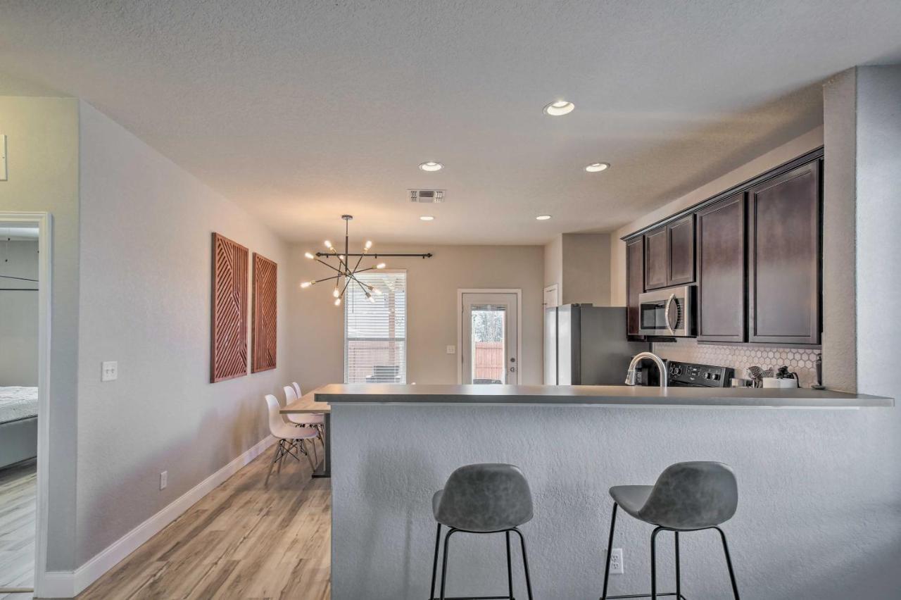 San Antonio Home With Patio And Grill Near Seaworld! Екстериор снимка